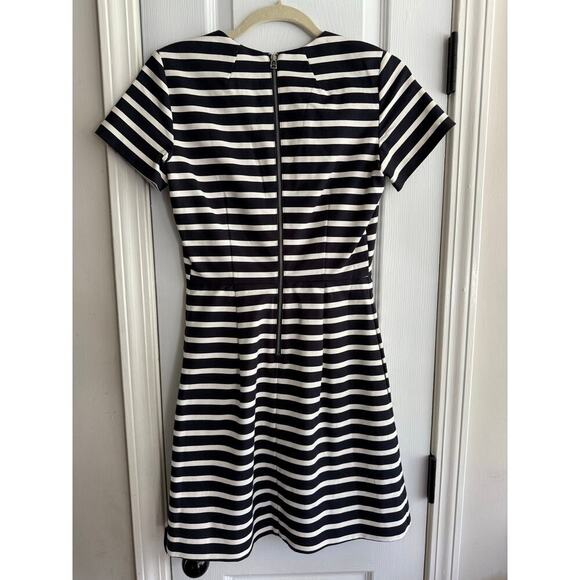Gap Women’s Striped Fit and Flare V Neck Dress with Pockets size 0 - Picture 6 of 6